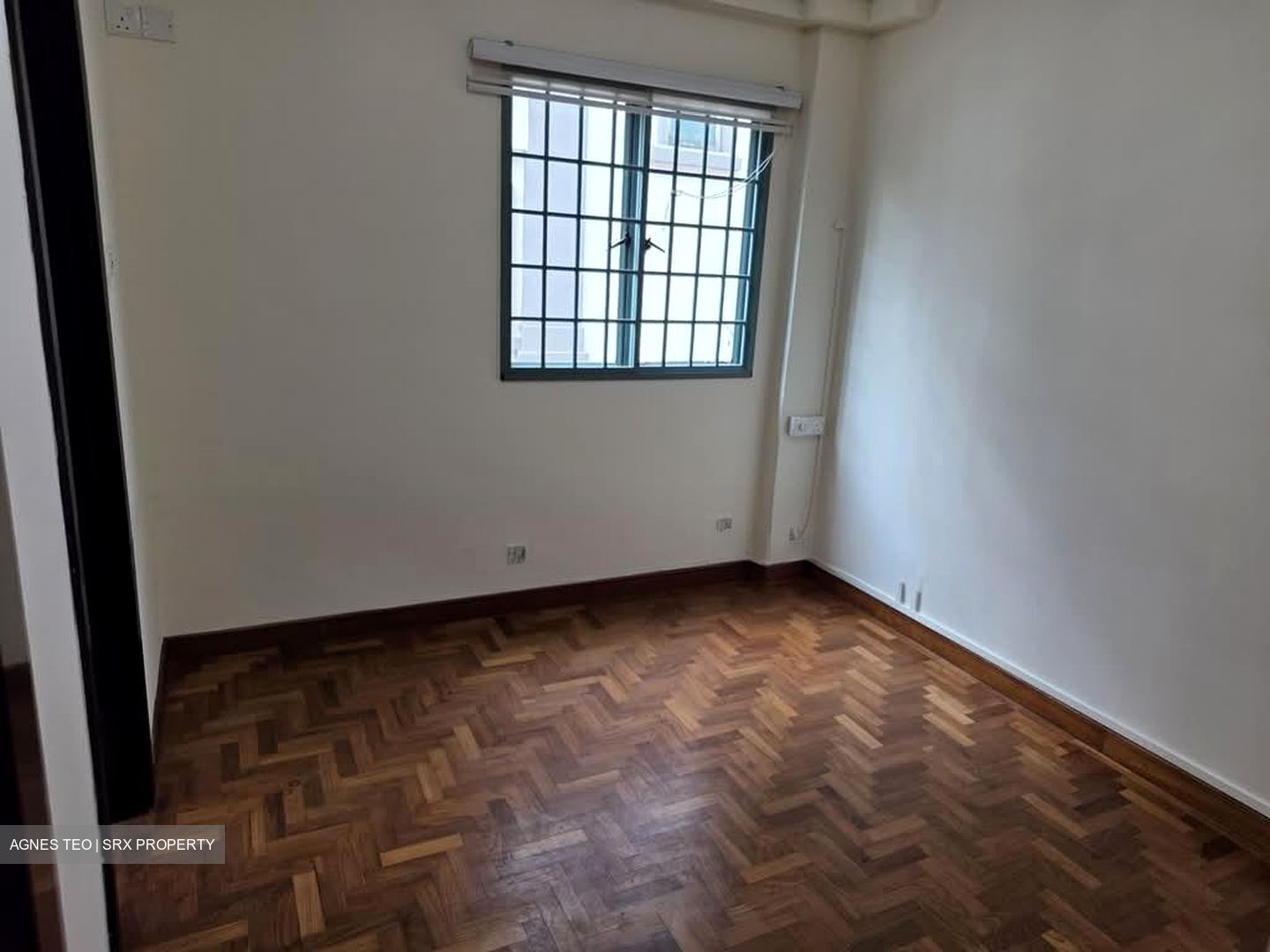 Westwood Crescent (D22), Terrace #572233521